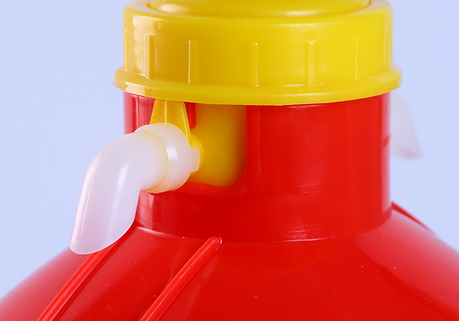 مرغداری با استفاده از آب خوری خودکار پلاستیکی مرغ پرنده آب خوری زنگ خودکار 4