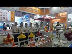 خط تغذیه مرغ 50-100 جوجه در ساعت ± 2 گرم دقت برای تغذیه طیور